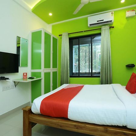 Oyo 9557 Near Kims Hospital Otel Thiruvananthapuram Dış mekan fotoğraf