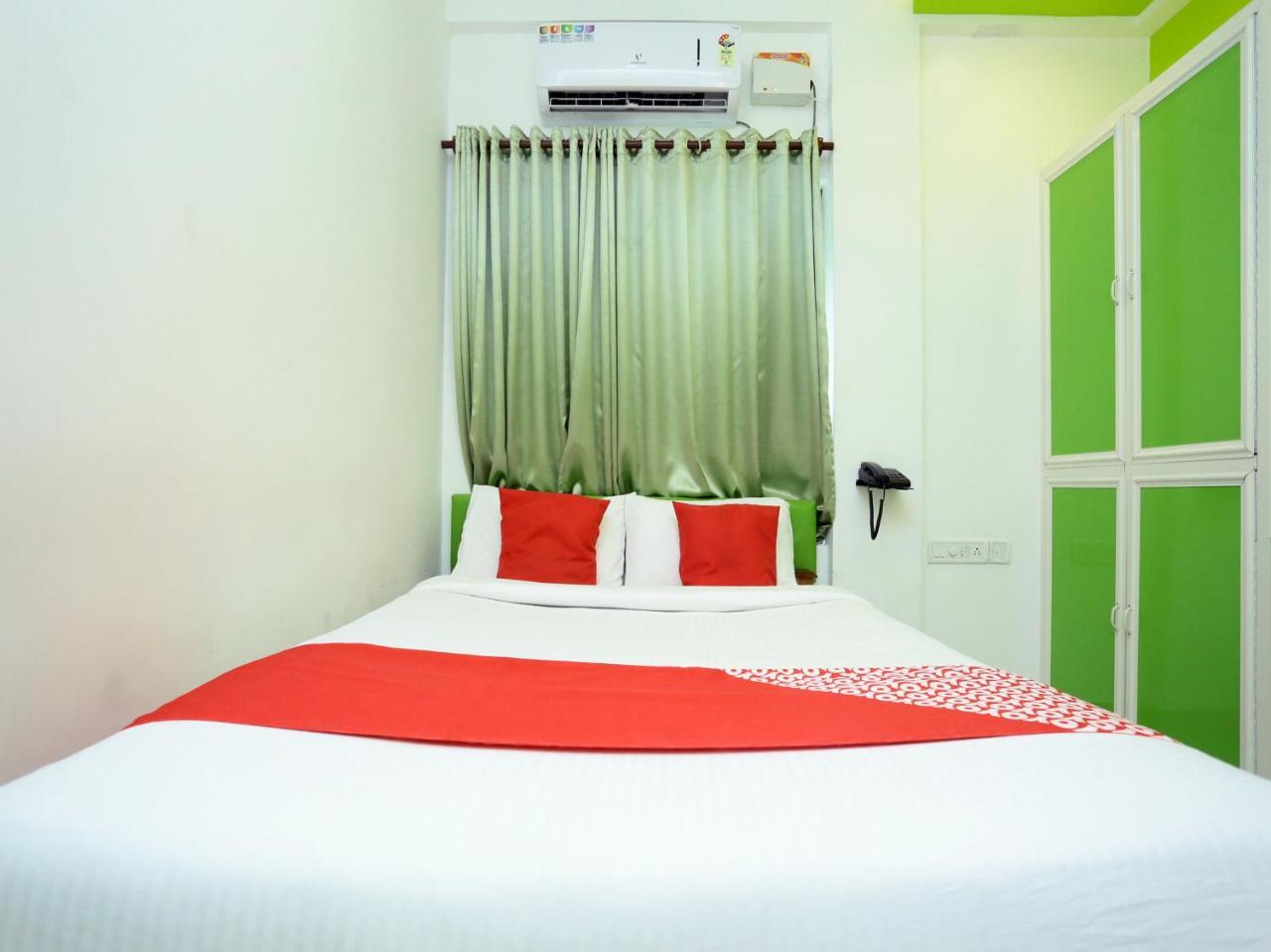 Oyo 9557 Near Kims Hospital Otel Thiruvananthapuram Dış mekan fotoğraf