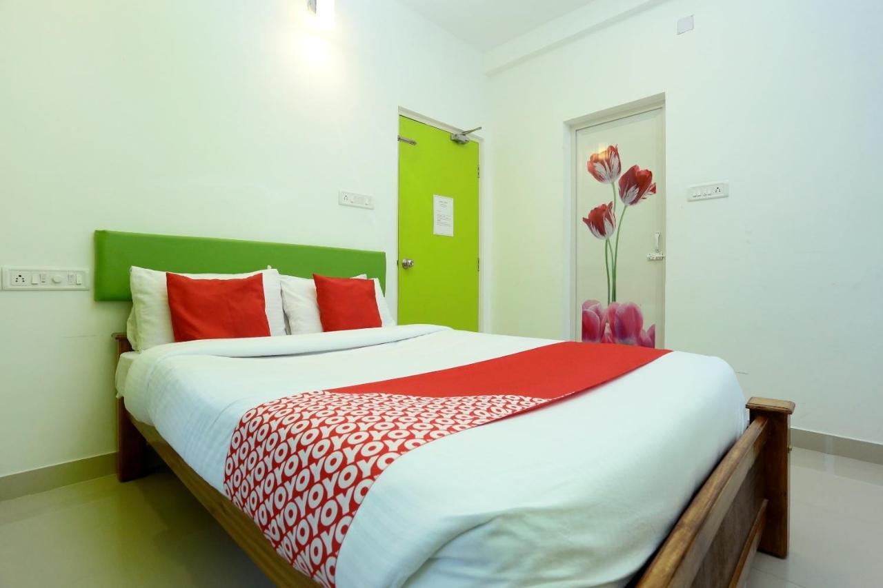 Oyo 9557 Near Kims Hospital Otel Thiruvananthapuram Dış mekan fotoğraf